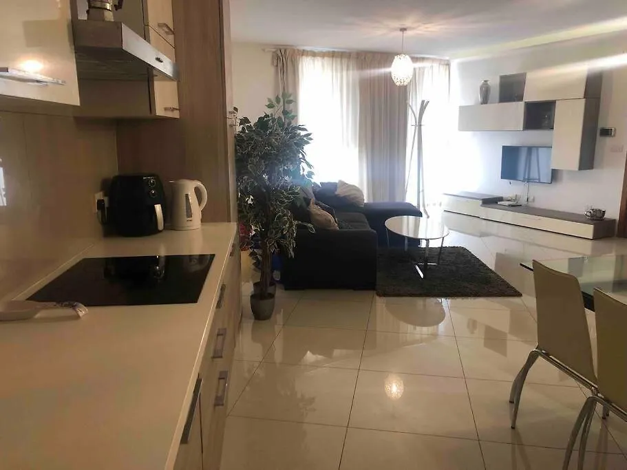 Flat Near Paceville And St Julian Is-Swieqi Malta