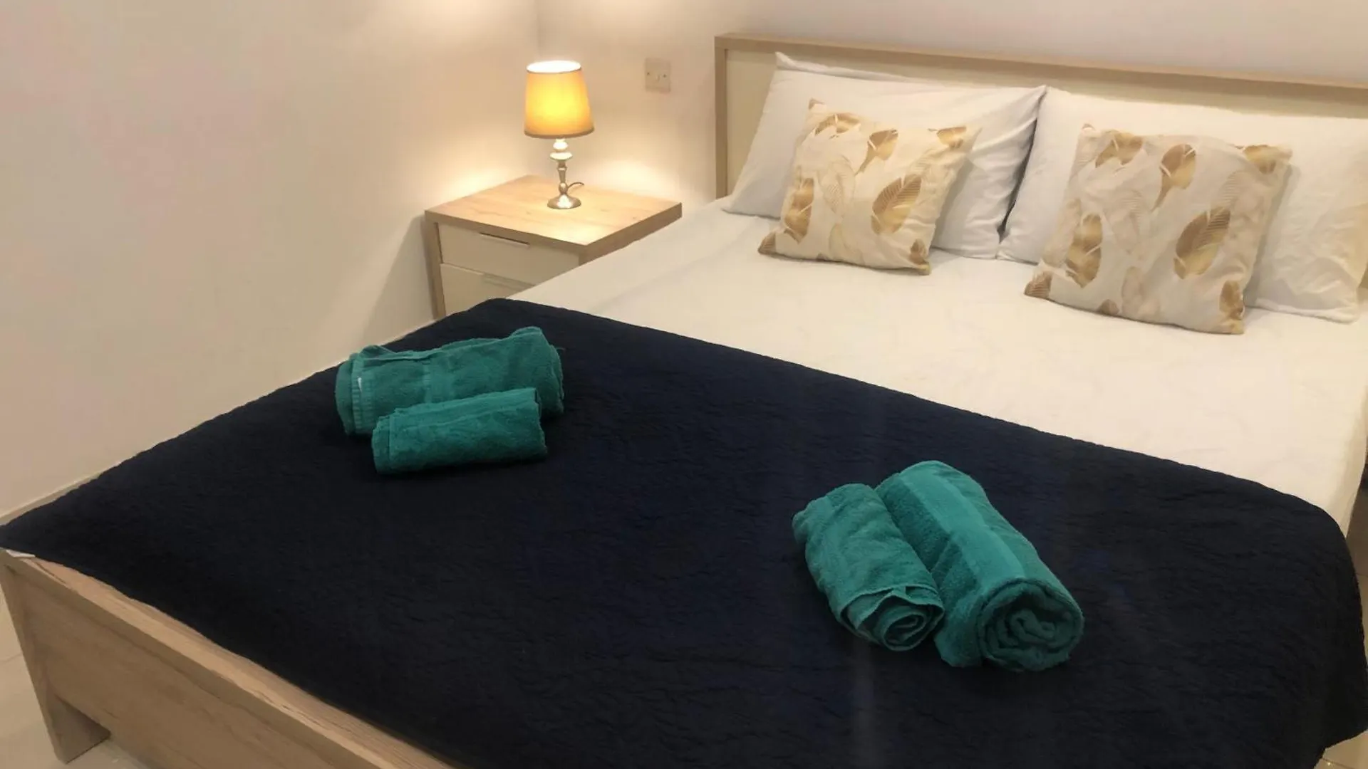 Apartment Flat Near Paceville And St Julian Is-Swieqi Malta